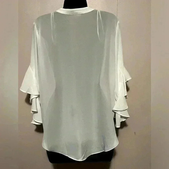 VINCE CAMUTO Split Neck Ruffle Butterfly Sleeve Blouse Women's M White Pleated - Picture 4 of 5